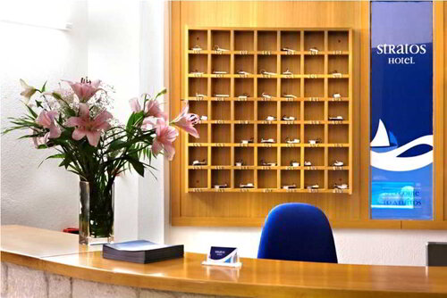 Stratos Hotel