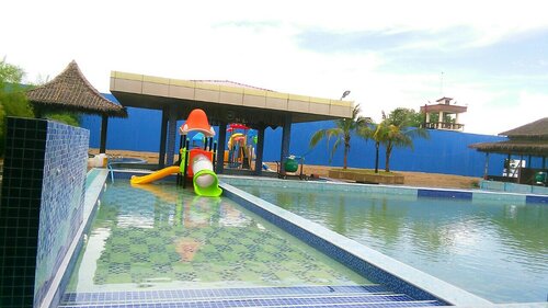 Excel River View Hotel