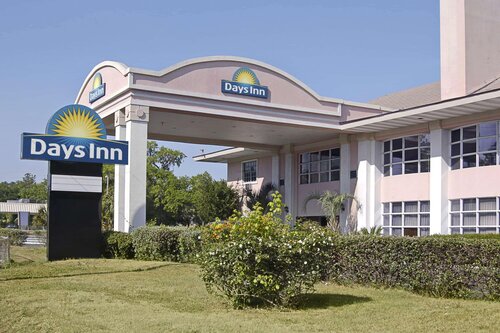 Days Inn By Wyndham Gainesville University