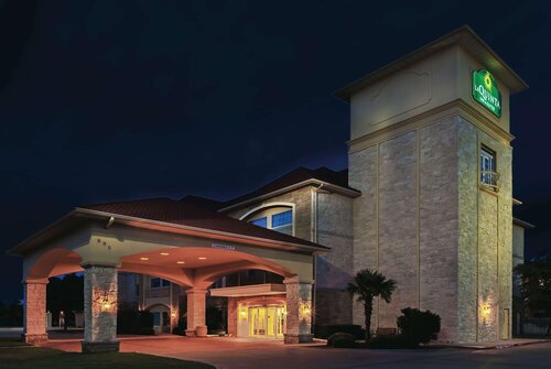 La Quinta Inn & Suites By Wyndham Granbury