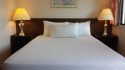 Recreation Inn & Suites