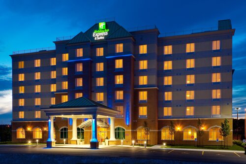 Holiday Inn Express & Suites Clarington - Bowmanvi