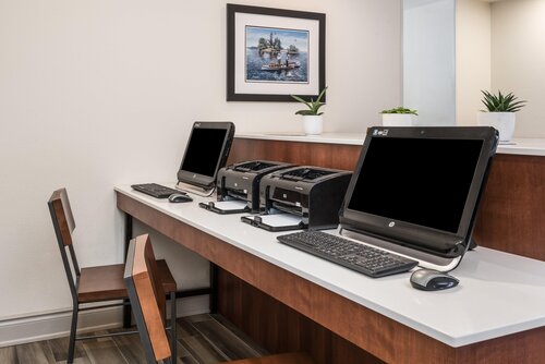 Holiday Inn Express & Suites 1000 Islands - Ganano