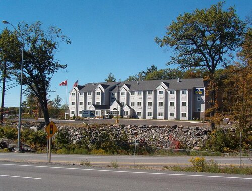 Microtel Inn & Suites Parry Sound