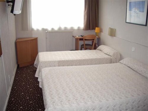 Hôtel Ours Blanc Place Victor Hugo