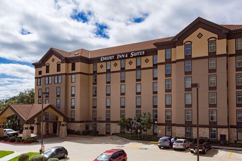 Drury Inn & Suites North San Antonio