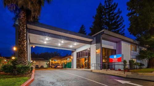 SureStay Plus by Best Western Sacramento North