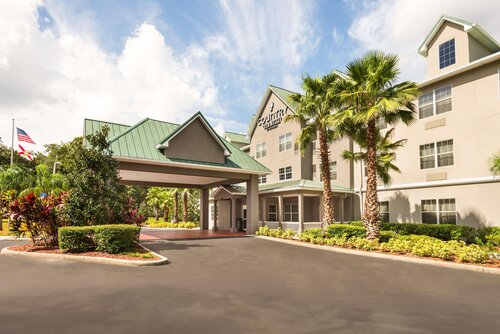 Seffner Inn and Suites