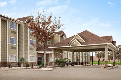 Super 8 by Wyndham San Antonio Airport North