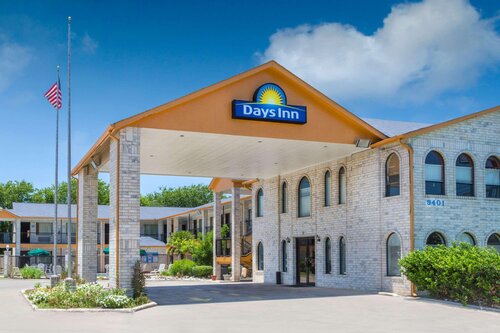 Days Inn By Wyndham San Antonio
