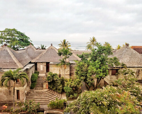 Grand Balisani Suites Hotel