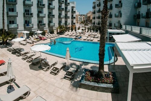 Pebbles Resort St Paul's Bay