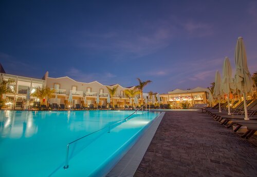 Hotel LIVVO Los Calderones