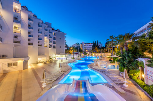 Grand Ideal Premium Hotel