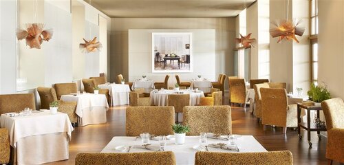 Le Meridien Ra Beach Hotel & Spa