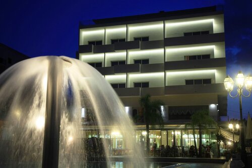 Hotel Santa Lucia Le Sabbie D'Oro