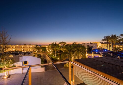 Reef Oasis Beach Resort