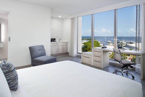 Courtyard By Marriott Miami Coconut Grove