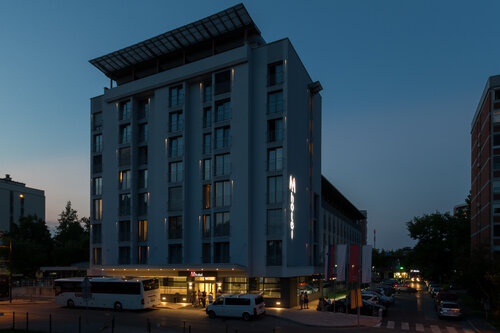 Hotel M