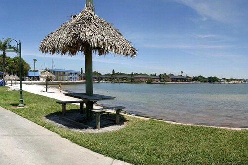 SkyBeach Hotel and Marina