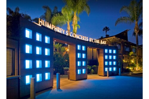 Humphrey's Half Moon Inn