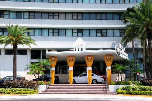 Casablanca on the Ocean East Tower