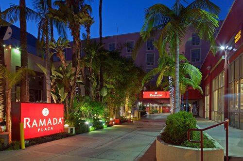 Ramada Plaza by Wyndham West Hollywood 