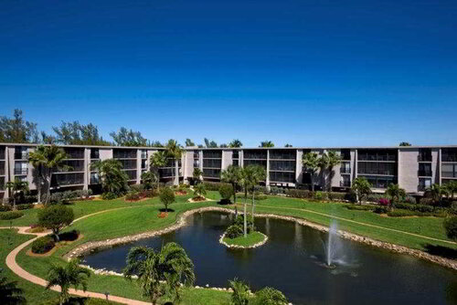 Sundial Beach Resort & Spa