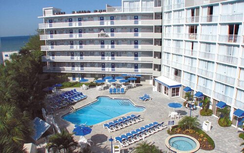 RumFish Beach Resort by TradeWinds