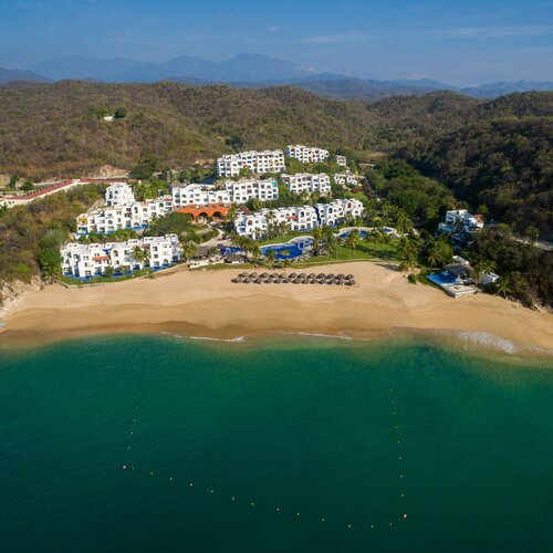 Camino Real Zaashila Huatulco