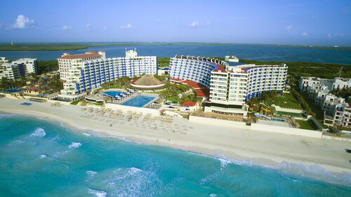 Crown Paradise Club Cancun All Inclusive