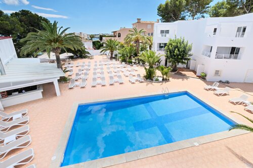 Azuline Palmanova Gardens