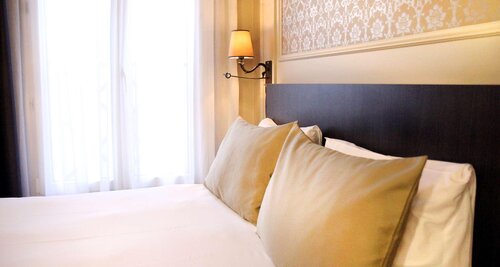 Hotel Le Montmartre Saint Pierre