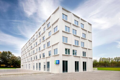 Holiday Inn Express & Suites Ghent