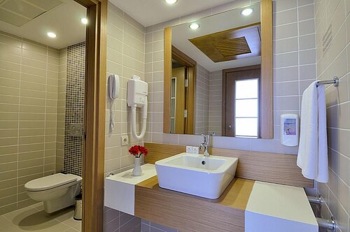 Alkoclar Adakule Hotel Kusadasi