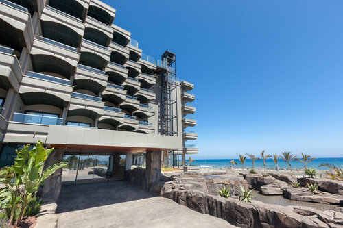 Hotel Faro, a Lopesan Collection Hotel