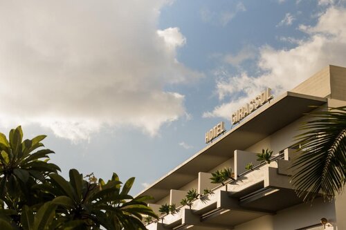 Girassol Suite Hotel