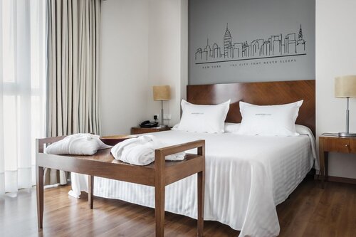 Avenida Hotel Almeria