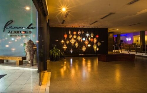 Riande Aeropuerto Hotel Casino