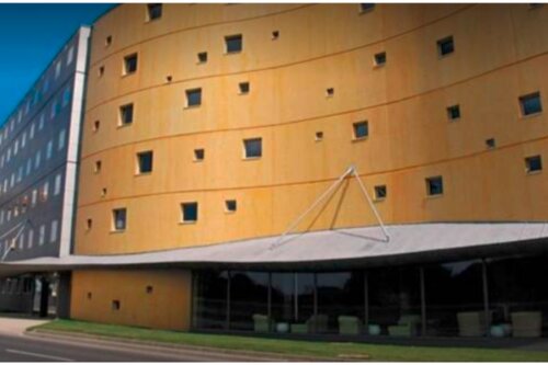 Standing Hotel Suites