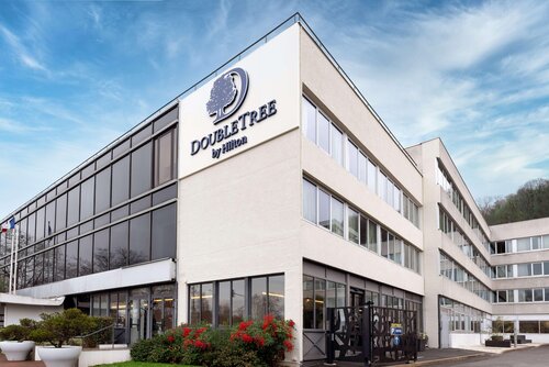 Doubletree By Hilton Paris- Bougival