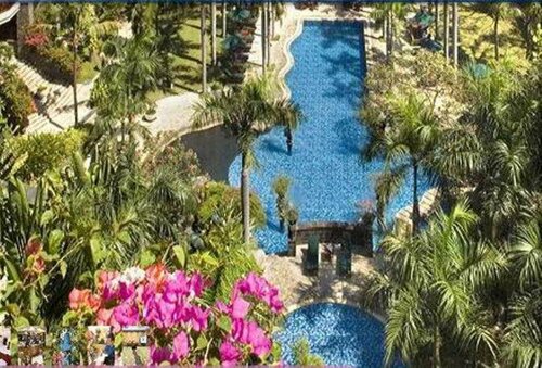 Novotel Surabaya - Hotel & Suites