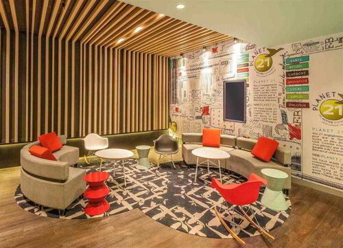 ibis Melbourne Hotel & Apartments