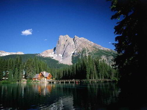Emerald Lake Lodge