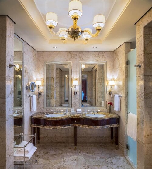 The St. Regis Hotel Singapore