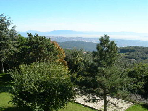 Bluebay Colle Della Trinità Perugia