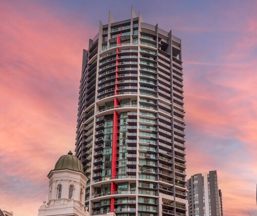 Oaks Brisbane Felix Suites