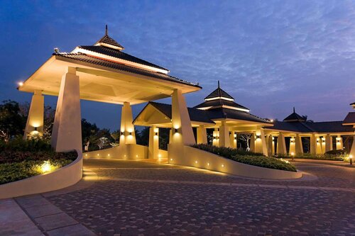 The Nouveau Chumphon Beach Resort & Golf