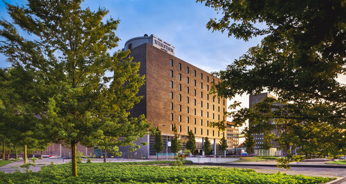 PLAZA Premium Grand Winston