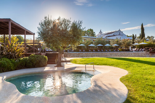 Convento Do Espinheiro, Historic Hotel & Spa